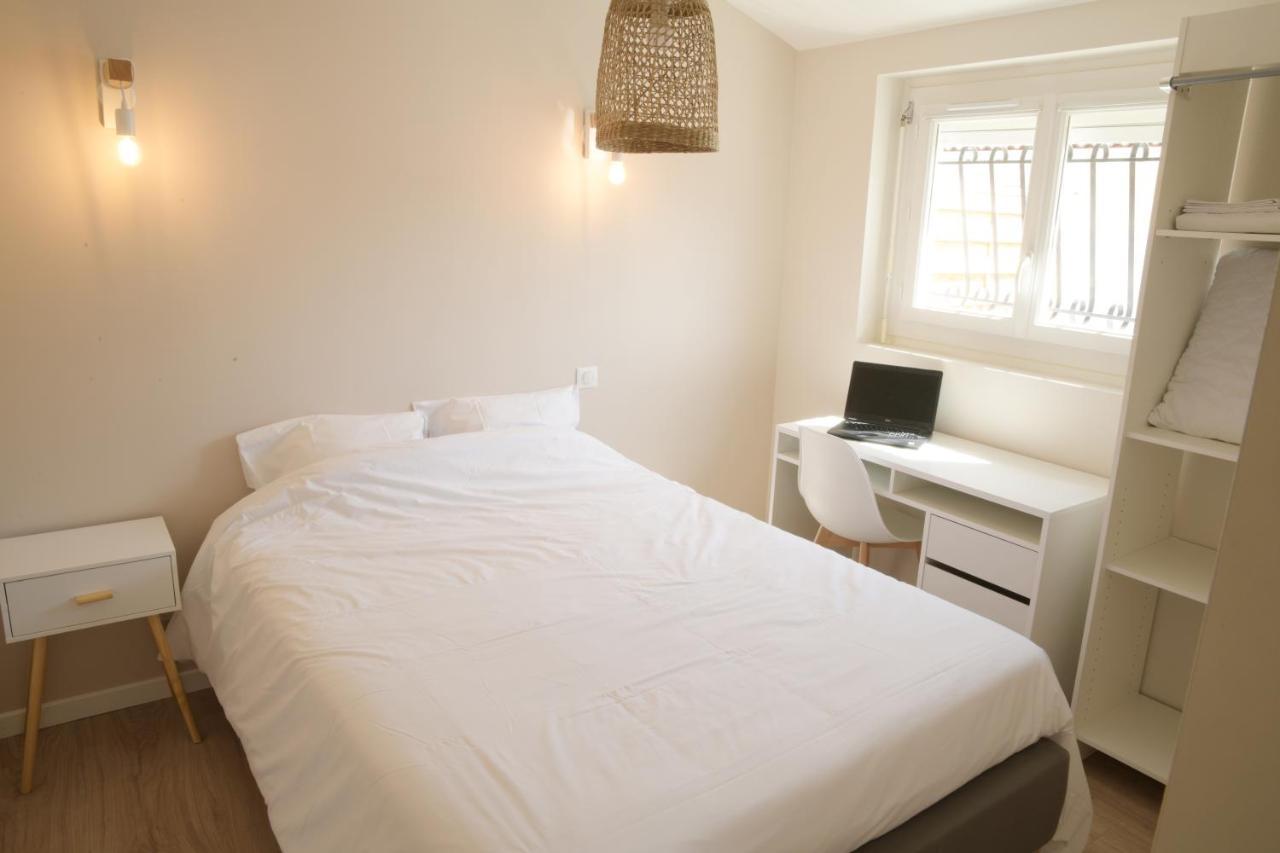 Appartement T2 - 28m2 avec cour, Netflix, stationnement à Angoulême Extérieur photo