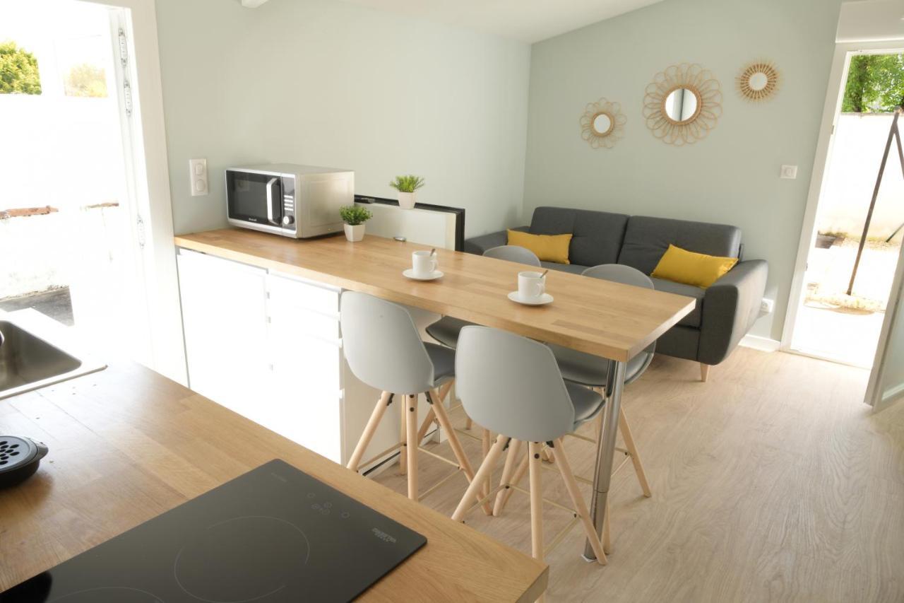 Appartement T2 - 28m2 avec cour, Netflix, stationnement à Angoulême Extérieur photo