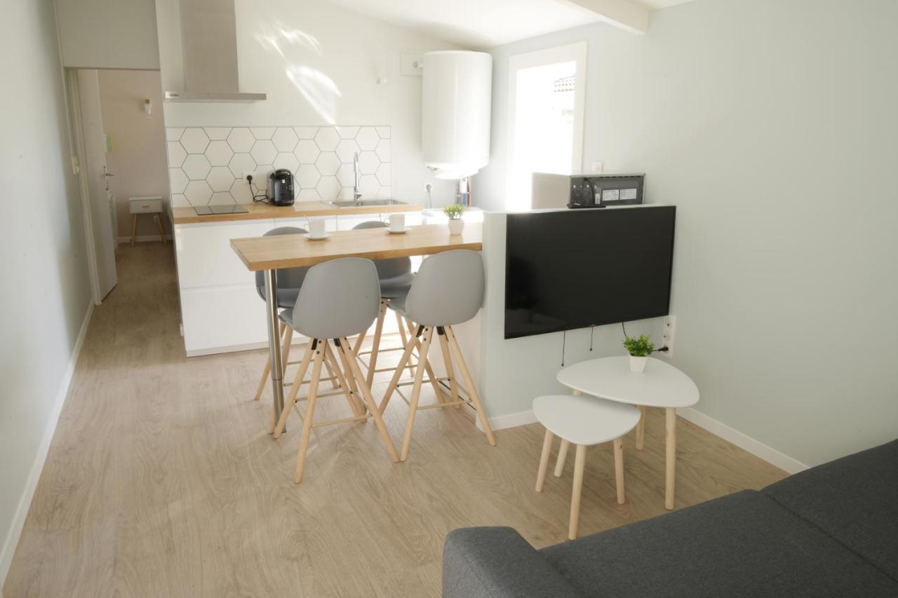 Appartement T2 - 28m2 avec cour, Netflix, stationnement à Angoulême Extérieur photo